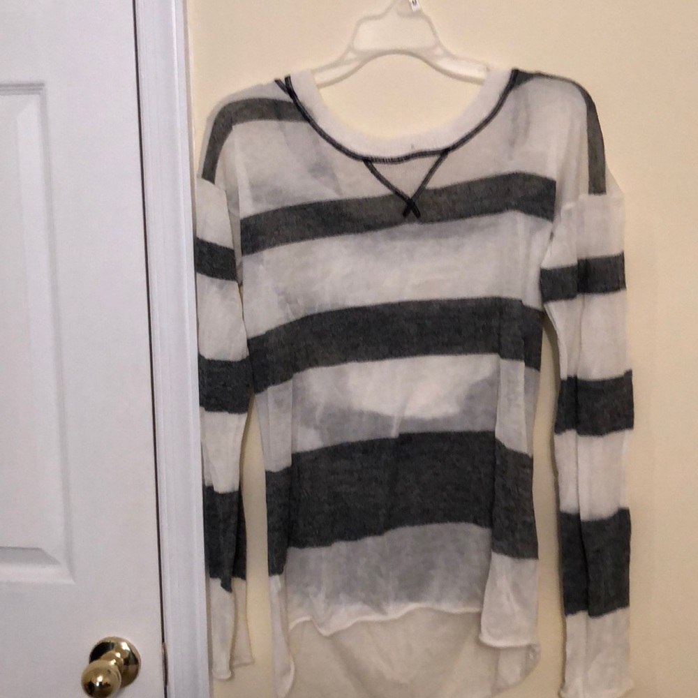 Light Top/Hoodie
